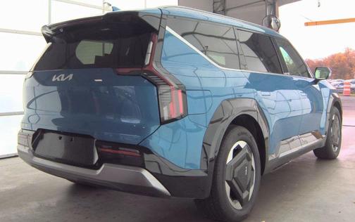 2024 Kia EV9 Land