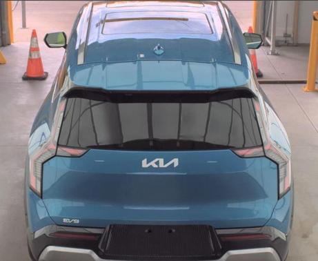 2024 Kia EV9 Land