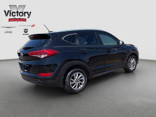 Ash Black 2016 Hyundai TUCSON SE