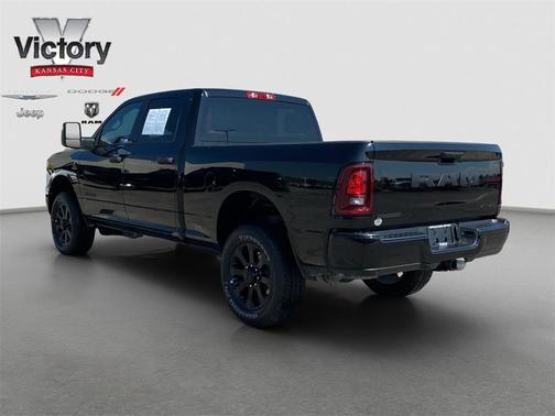 2025 RAM 2500 Big Horn Crew Cab 4x4 6'4' Box