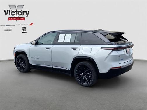 2024 Jeep Wagoneer S Launch Edition