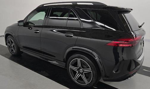 Obsidian Black Metallic 2025 Mercedes-Benz GLE 450 4MATIC