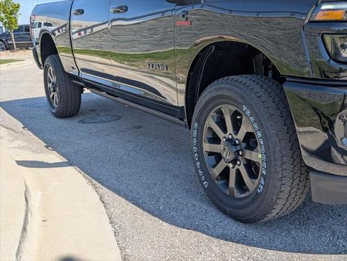 2025 RAM 2500 Laramie Crew Cab 4x4 6'4' Box