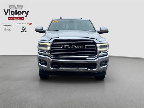 2020 RAM 2500 Laramie Crew Cab 4X4 6'4' Box