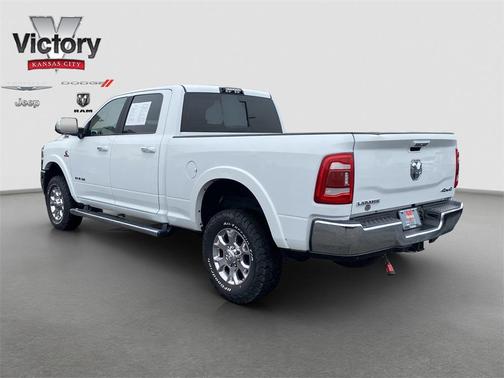 2020 RAM 2500 Laramie Crew Cab 4X4 6'4' Box