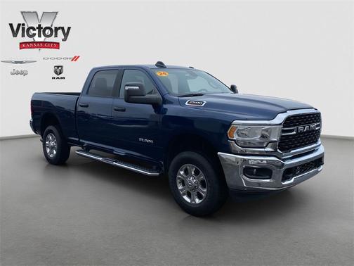 2024 RAM 2500 Big Horn Crew Cab 4x4 6'4' Box
