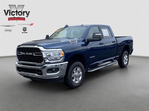 2024 RAM 2500 Big Horn Crew Cab 4x4 6'4' Box