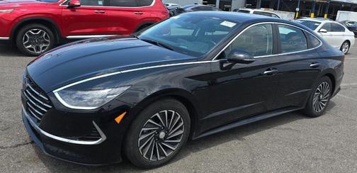 2022 Hyundai SONATA Hybrid Limited