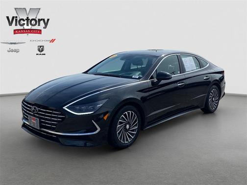 2022 Hyundai SONATA Hybrid Limited