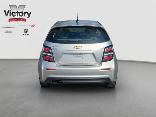 2020 Chevrolet Sonic FWD Hatchback 1FL 5-Door