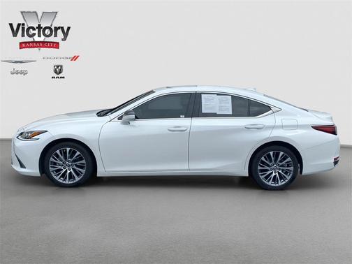 2021 Lexus ES 250 Base