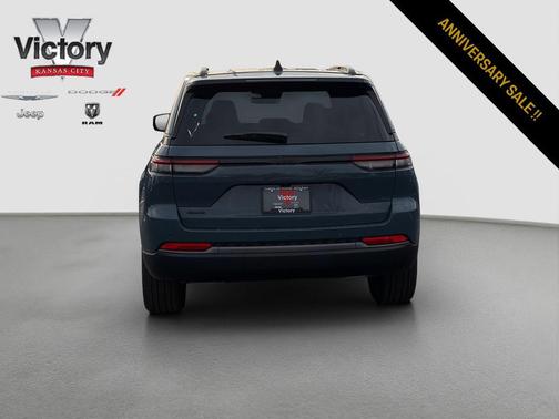 Steel Blue 2026 Jeep Grand Cherokee Limited