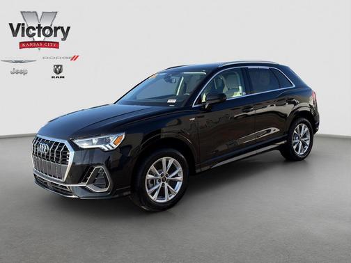 2025 Audi Q3 45 S line Premium Plus