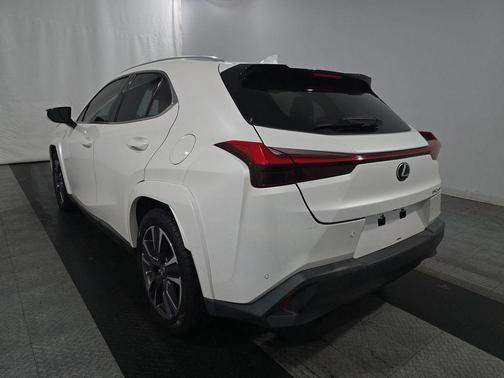 2022 Lexus UX 200 Base