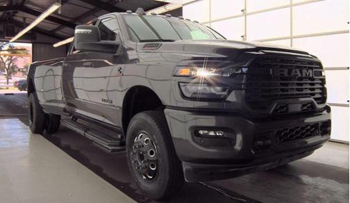 2025 RAM 3500 Big Horn Crew Cab 4x4 8' Box