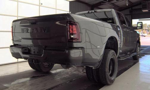 2025 RAM 3500 Big Horn Crew Cab 4x4 8' Box