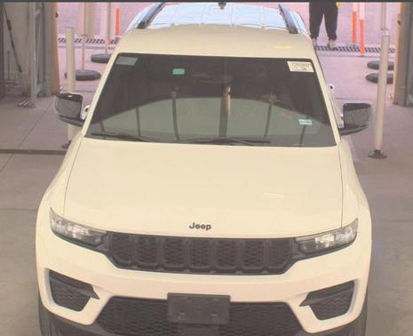 2024 Jeep Grand Cherokee Altitude