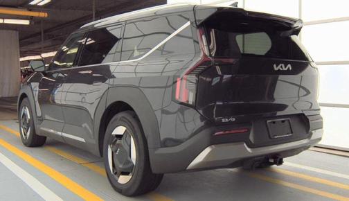 2025 Kia EV9 Wind