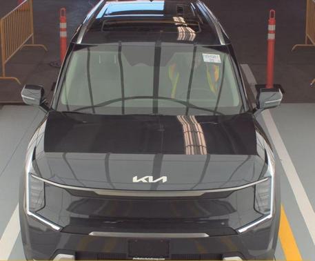 2025 Kia EV9 Wind