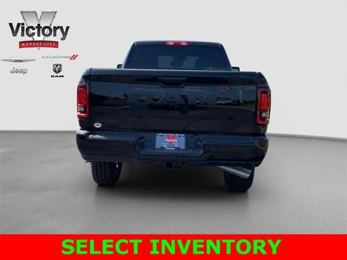 2025 RAM 2500 Big Horn Crew Cab 4x4 6'4' Box