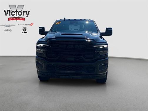 2025 RAM 2500 Laramie Crew Cab 4x4 6'4' Box