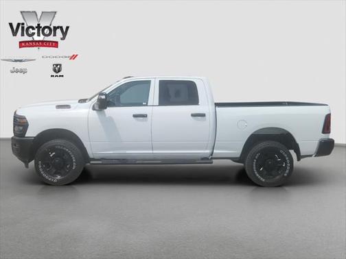 2025 RAM 3500 Tradesman Crew Cab 4x4 6'4' Box