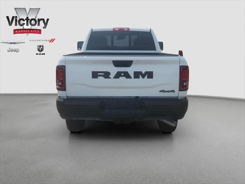 2025 RAM 3500 Tradesman Crew Cab 4x4 6'4' Box
