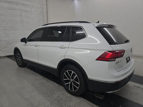 Pure White 2021 Volkswagen Tiguan 2.0T SE