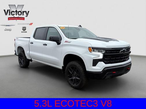 Summit White 2026 Chevrolet Silverado 1500 LT Trail Boss