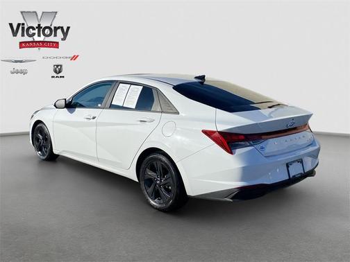 2023 Hyundai ELANTRA HEV Blue