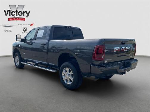 2025 RAM 2500 Big Horn Crew Cab 4x4 6'4' Box