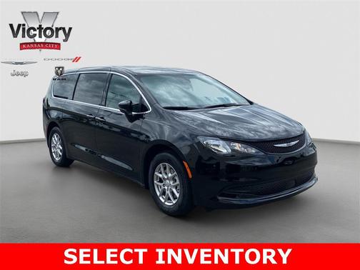 2026 Chrysler Voyager LX