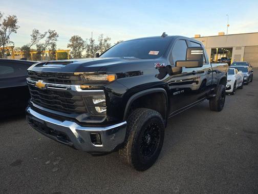 Black 2024 Chevrolet Silverado 2500 LT