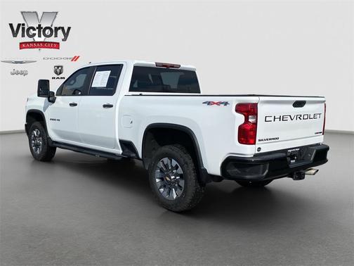 2023 Chevrolet Silverado 2500 Custom