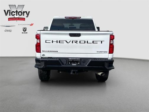 2023 Chevrolet Silverado 2500 Custom
