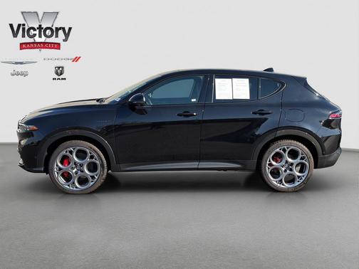 Alfa Black 2024 Alfa Romeo Tonale Veloce EAWD