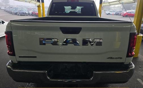 2025 RAM 2500 Big Horn Crew Cab 4x4 6'4' Box