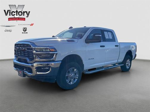 2025 RAM 2500 Big Horn Crew Cab 4x4 6'4' Box