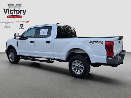Oxford White 2022 Ford F-250 XLT