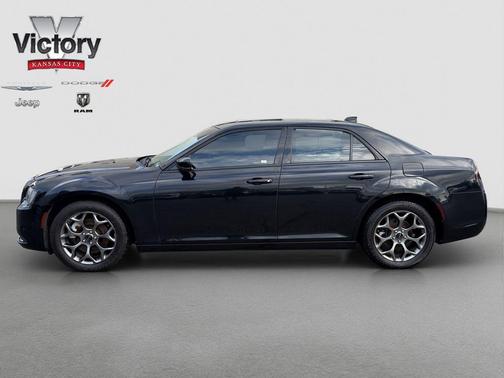 2015 Chrysler 300 S