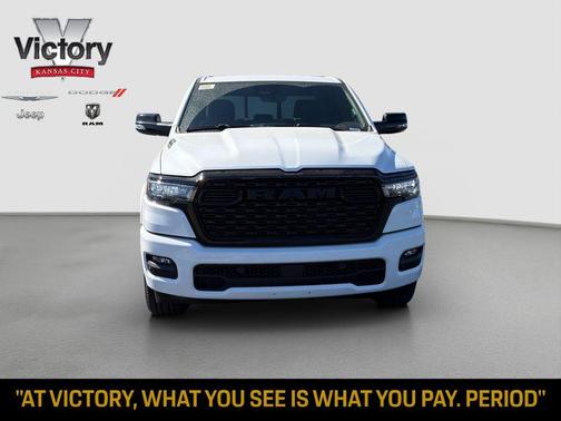 Bright White Clearcoat 2026 RAM 1500 Big Horn/Lone Star