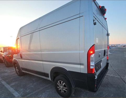Bright Silver Metallic Clearcoat 2024 RAM ProMaster 3500 High Roof