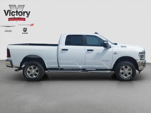 2025 RAM 2500 Big Horn Crew Cab 4x4 6'4' Box