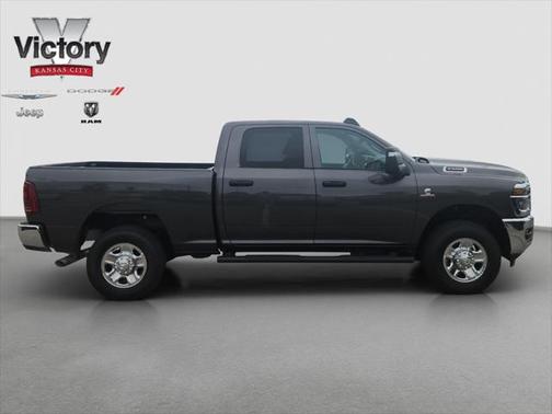 2025 RAM 2500 Tradesman Crew Cab 4x4 6'4' Box