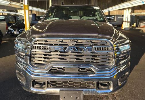 2025 RAM 2500 Big Horn Crew Cab 4x4 6'4' Box