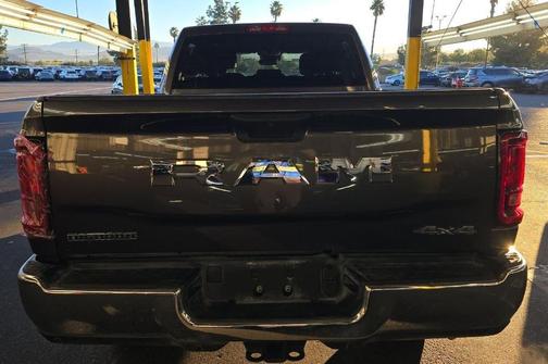 2025 RAM 2500 Big Horn Crew Cab 4x4 6'4' Box