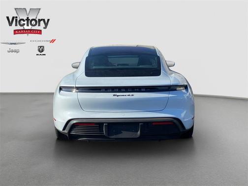 2022 Porsche Taycan 4S