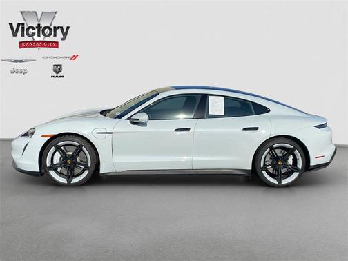 2022 Porsche Taycan 4S