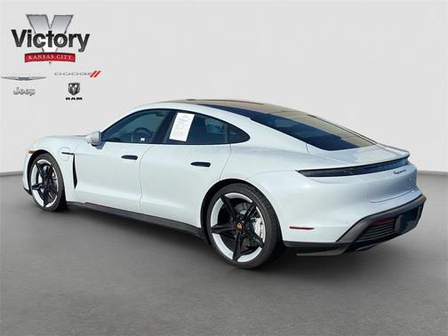 2022 Porsche Taycan 4S