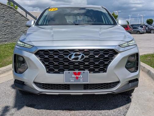 2019 Hyundai SANTA FE SE 2.4